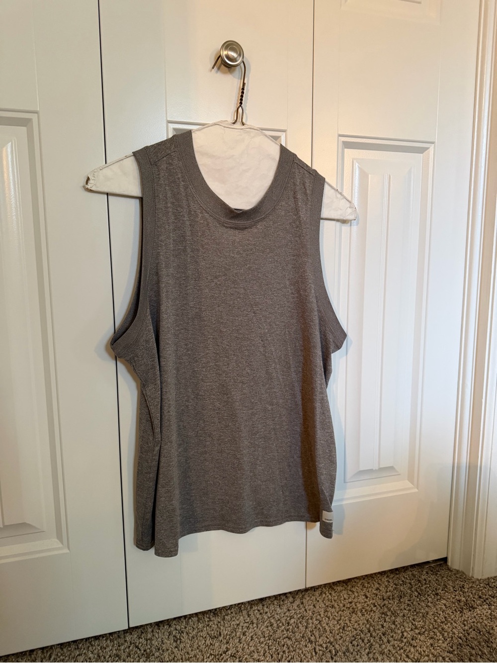 Vuori Heather Gray Energy Top - Long